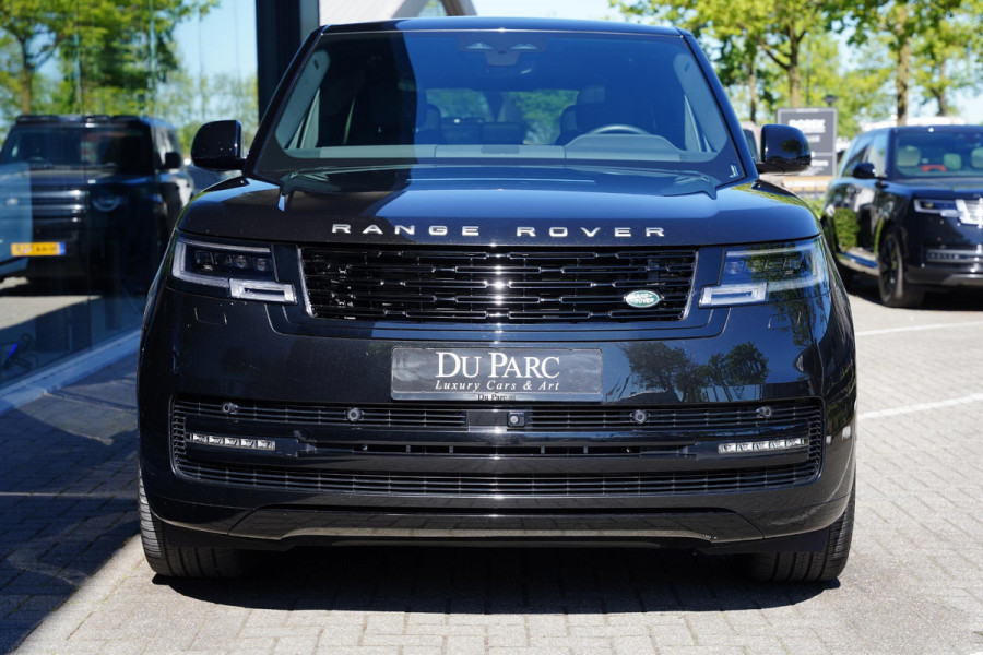 Land Rover Range Rover P 440 SE Zwart Leder / 23 Inch / Panoramadak