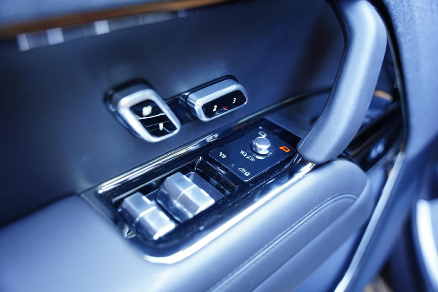 Land Rover Range Rover Sport P 460 E Dynamic / Panoramadak / Meridian