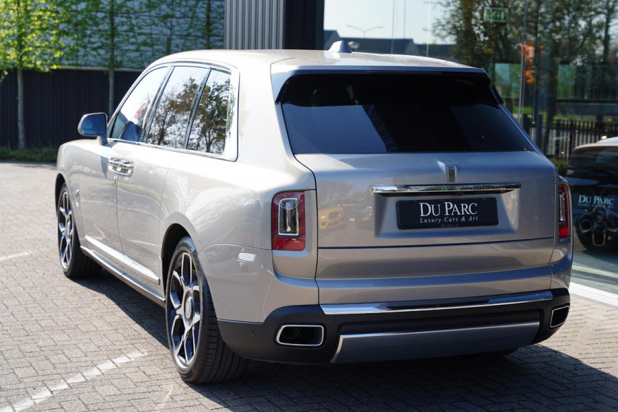 Rolls-Royce Cullinan 6.75 V12 / Bespoke Audio / Starlight / Twin-Coachline