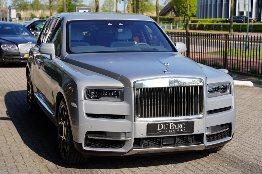 Rolls-Royce Cullinan 6.75 V12 / Bespoke Audio / Starlight / Twin-Coachline