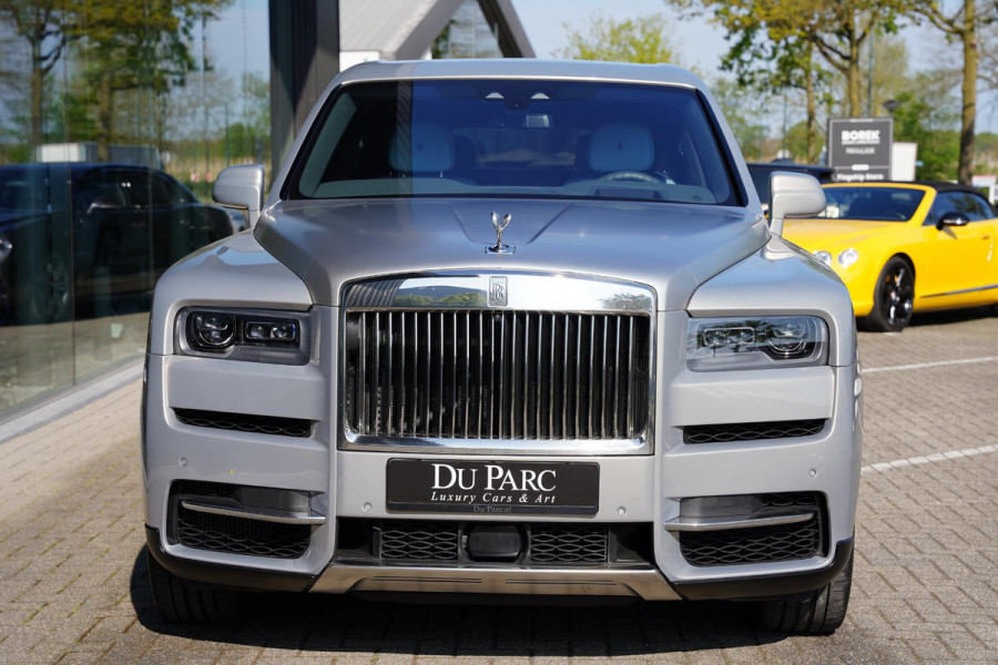 Rolls-Royce Cullinan 6.75 V12 / Bespoke Audio / Starlight / Twin-Coachline