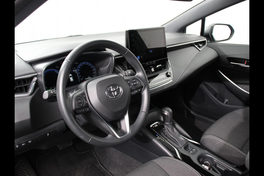 Toyota Corolla Hybrid 140pk Automaat Active Navigatie Apple Carplay/Android Auto Climate Control Cruise Control 17"Lichtmetalen velgen