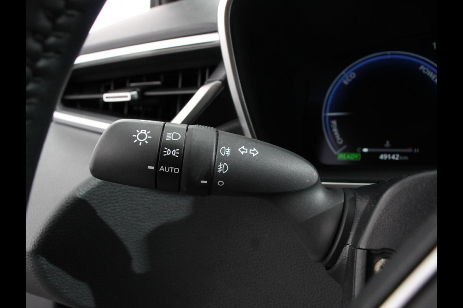 Toyota Corolla Hybrid 140pk Automaat Active Navigatie Apple Carplay/Android Auto Climate Control Cruise Control 17"Lichtmetalen velgen