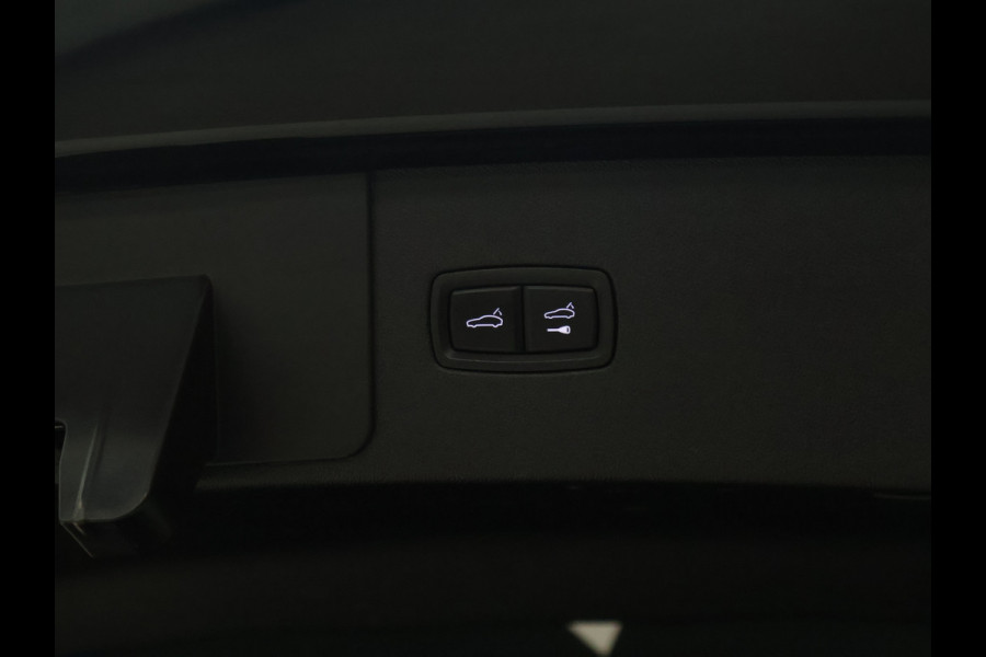 Porsche Cayenne 3.0 E-Hybrid TechArt [SCHUIFKANTELDAK, LUCHTVERING, SPORT CHRONO, APPLE CARPLAY, MEMORY SEATS, BOSE SOUND, KLEPPENSYSTEEM, SPORT DESIGN, PDLS+, STOELVERWARMING, CAMERA, CRUISE, CLIMATE, NIEUWSTAAT]
