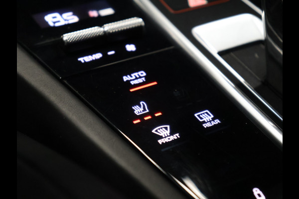 Porsche Cayenne 3.0 E-Hybrid TechArt [SCHUIFKANTELDAK, LUCHTVERING, SPORT CHRONO, APPLE CARPLAY, MEMORY SEATS, BOSE SOUND, KLEPPENSYSTEEM, SPORT DESIGN, PDLS+, STOELVERWARMING, CAMERA, CRUISE, CLIMATE, NIEUWSTAAT]