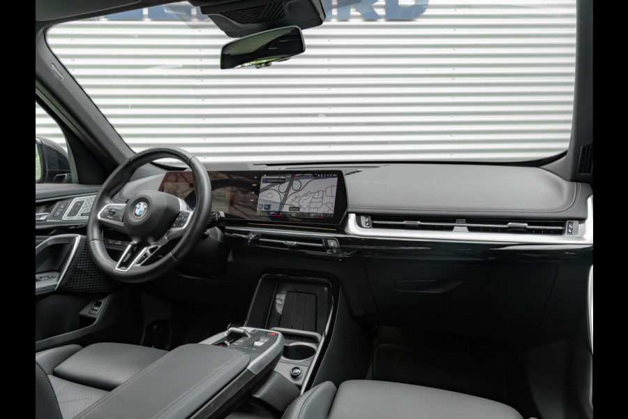BMW X1 sDrive18i M-Sport - Pano - Memory - Driving Ass Prof - Head-Up - Harman Kardon