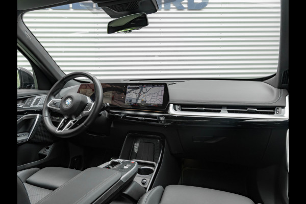 BMW X1 sDrive18i M-Sport - Pano - Memory - Driving Ass Prof - Head-Up - Harman Kardon