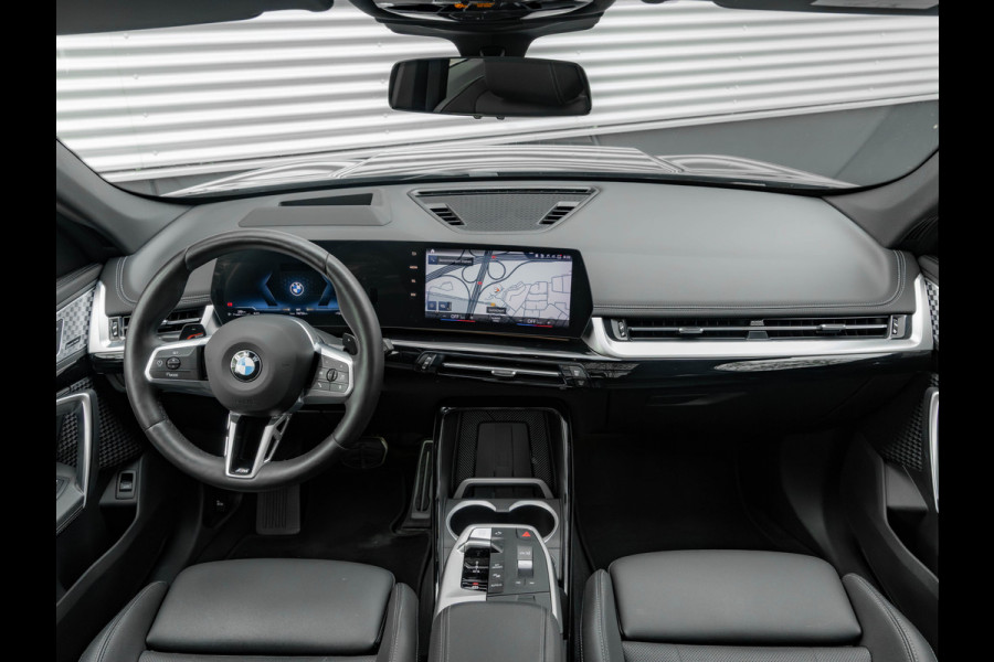BMW X1 sDrive18i M-Sport - Pano - Memory - Driving Ass Prof - Head-Up - Harman Kardon