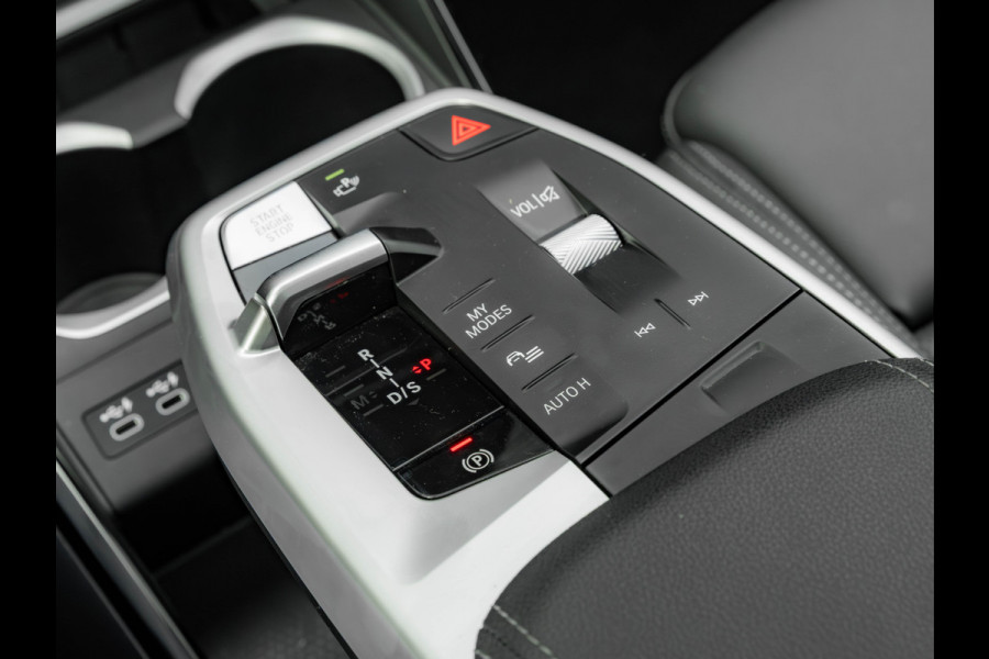 BMW X1 sDrive18i M-Sport - Pano - Memory - Driving Ass Prof - Head-Up - Harman Kardon