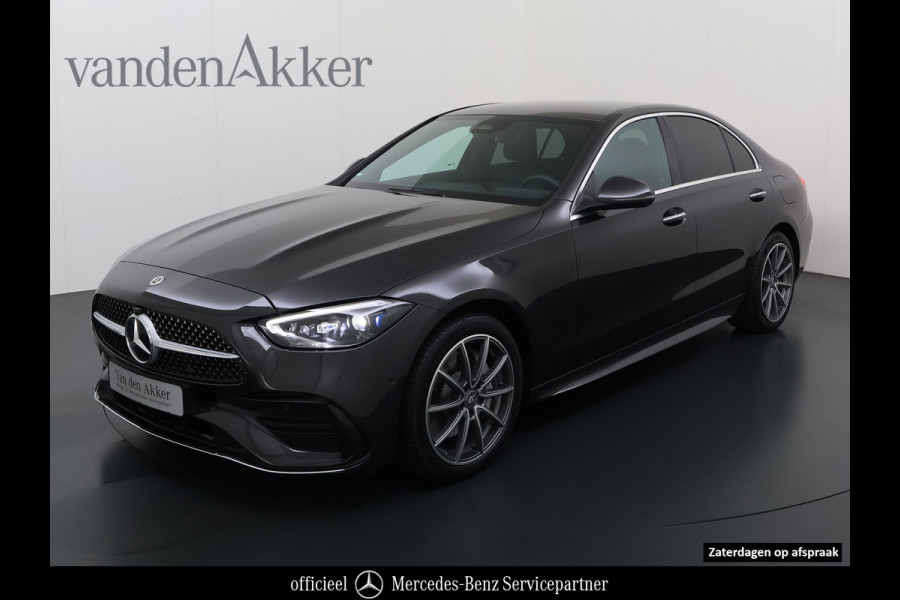 Mercedes-Benz C-Klasse 300e AMG // Trekhaak // Memory // 360 Camera // Keyless // Digital Light // Privacy Glass // Carplay