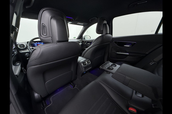 Mercedes-Benz C-Klasse 300e AMG // Trekhaak // Memory // 360 Camera // Keyless // Digital Light // Privacy Glass // Carplay