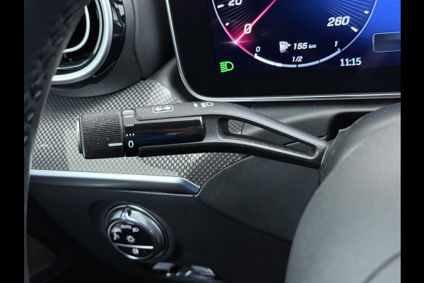 Mercedes-Benz C-Klasse 300e AMG // Trekhaak // Memory // 360 Camera // Keyless // Digital Light // Privacy Glass // Carplay