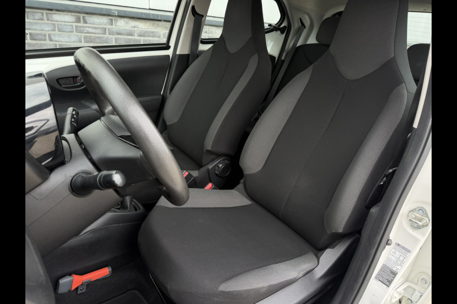 Toyota Aygo 1.0 VVT-i x-fun | Airco| Bluetooth | Elek. Ramen | 5DRS | NL/NAP