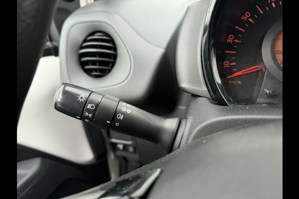 Toyota Aygo 1.0 VVT-i x-fun | Airco| Bluetooth | Elek. Ramen | 5DRS | NL/NAP