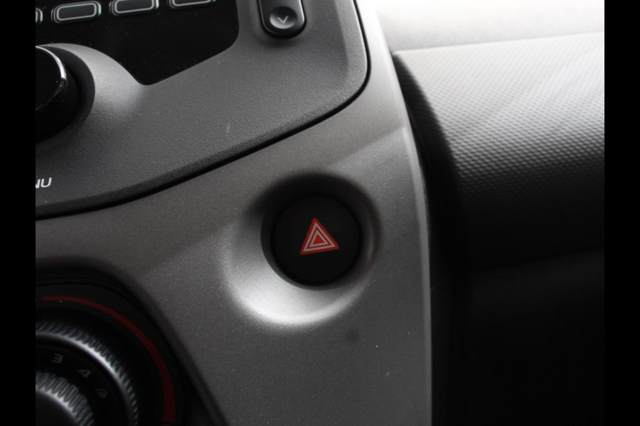 Peugeot 108 1.0 e-VTi Active Airco Bluetooth Led dagrij verlichting Multi functioneel stuur 5 deurs