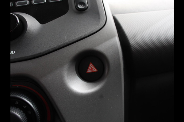 Peugeot 108 1.0 e-VTi Active Airco Bluetooth Led dagrij verlichting Multi functioneel stuur 5 deurs