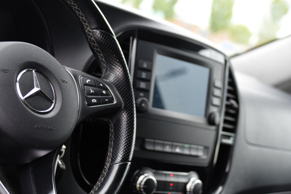 Mercedes-Benz Vito 116 CDI L3 DC Black Edition Cruise, Camera, Carplay, LED, 164pk, Leder, Stoelverwarming, Multimedia, Uniek!