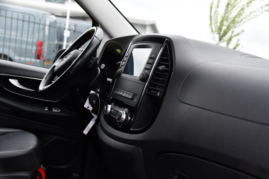 Mercedes-Benz Vito 116 CDI L3 DC Black Edition Cruise, Camera, Carplay, LED, 164pk, Leder, Stoelverwarming, Multimedia, Uniek!
