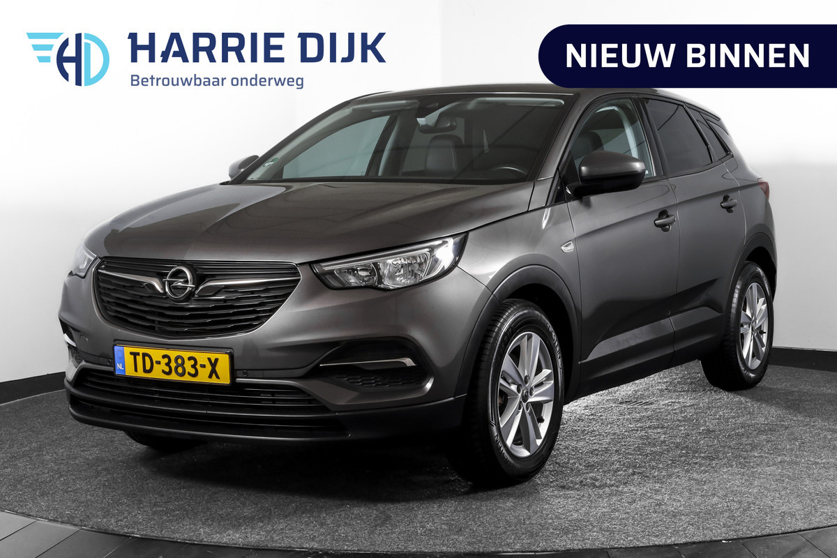 Opel Grandland X 1.2 Turbo Online Edition 131 PK - Org. NL. | Cruise | PDC | NAV + App. Connect | ECC | Afn. Trekhaak | LM 17" |