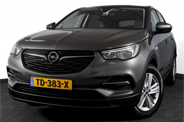 Opel Grandland X 1.2 Turbo Online Edition 131 PK - Org. NL. | Cruise | PDC | NAV + App. Connect | ECC | Afn. Trekhaak | LM 17" |