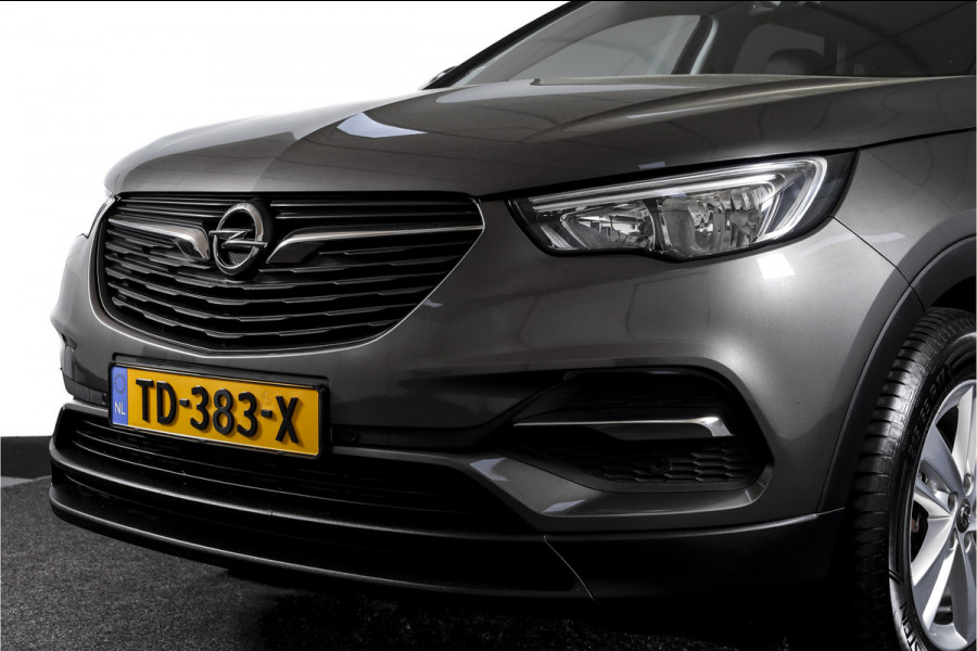 Opel Grandland X 1.2 Turbo Online Edition 131 PK - Org. NL. | Cruise | PDC | NAV + App. Connect | ECC | Afn. Trekhaak | LM 17" |