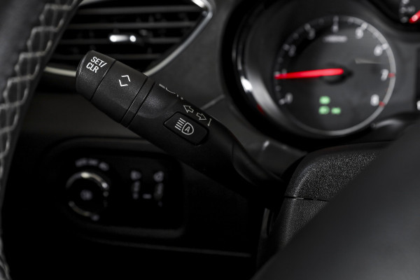 Opel Grandland X 1.2 Turbo Online Edition 131 PK - Org. NL. | Cruise | PDC | NAV + App. Connect | ECC | Afn. Trekhaak | LM 17" |