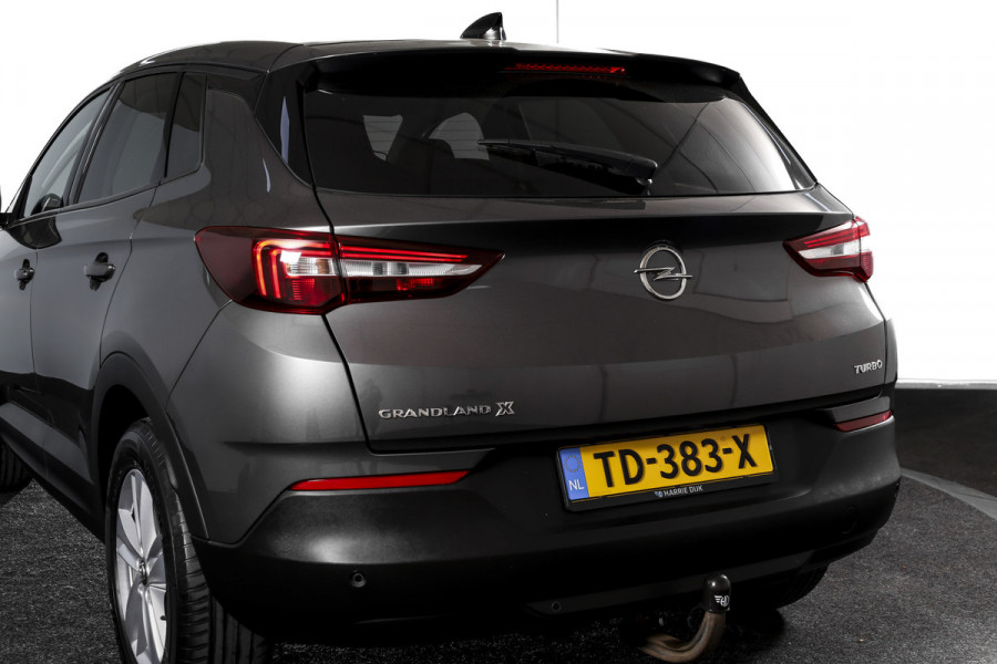 Opel Grandland X 1.2 Turbo Online Edition 131 PK - Org. NL. | Cruise | PDC | NAV + App. Connect | ECC | Afn. Trekhaak | LM 17" |