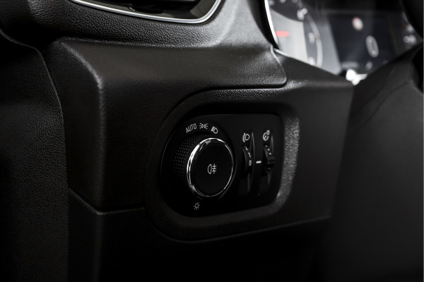 Opel Grandland X 1.2 Turbo Online Edition 131 PK - Org. NL. | Cruise | PDC | NAV + App. Connect | ECC | Afn. Trekhaak | LM 17" |