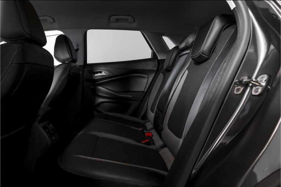 Opel Grandland X 1.2 Turbo Online Edition 131 PK - Org. NL. | Cruise | PDC | NAV + App. Connect | ECC | Afn. Trekhaak | LM 17" |