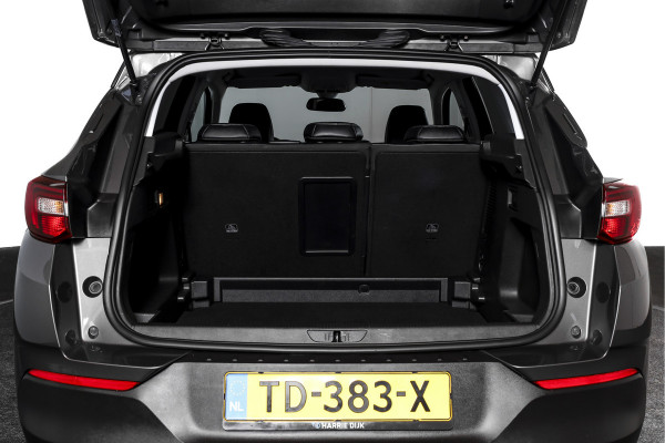 Opel Grandland X 1.2 Turbo Online Edition 131 PK - Org. NL. | Cruise | PDC | NAV + App. Connect | ECC | Afn. Trekhaak | LM 17" |