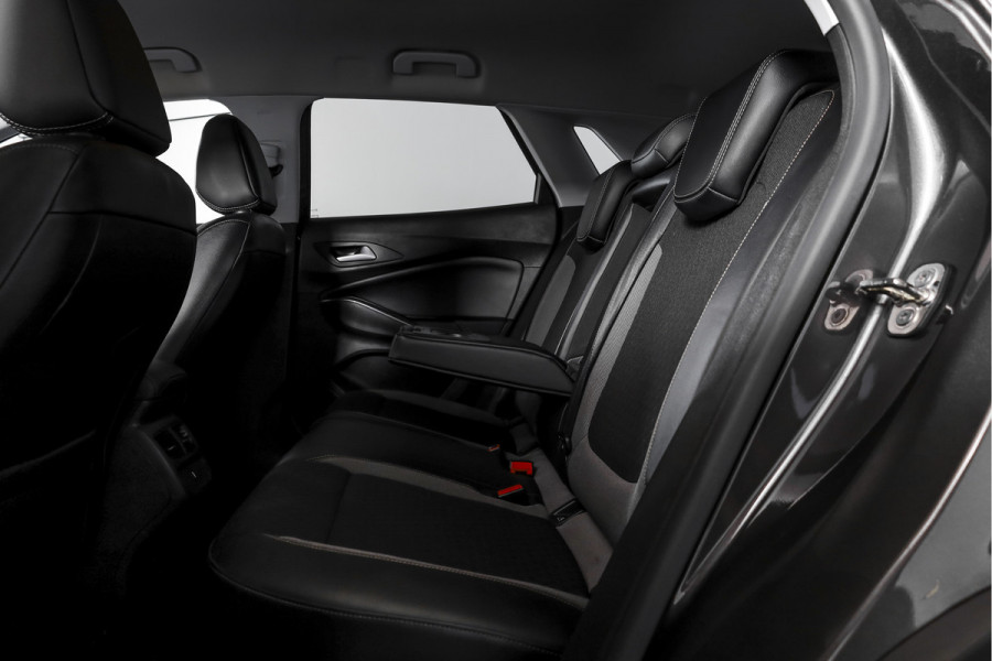 Opel Grandland X 1.2 Turbo Online Edition 131 PK - Org. NL. | Cruise | PDC | NAV + App. Connect | ECC | Afn. Trekhaak | LM 17" |