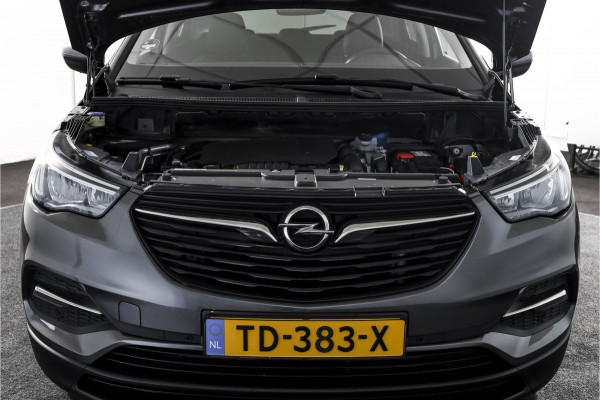Opel Grandland X 1.2 Turbo Online Edition 131 PK - Org. NL. | Cruise | PDC | NAV + App. Connect | ECC | Afn. Trekhaak | LM 17" |