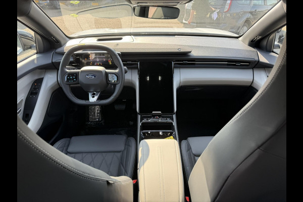 Ford Capri Premium Extended Range RWD 77 kWh 285pk Ford Voorraad | Elektrische Wegklapbare Trekhaak | Driver Assistance Pack | Frozen White