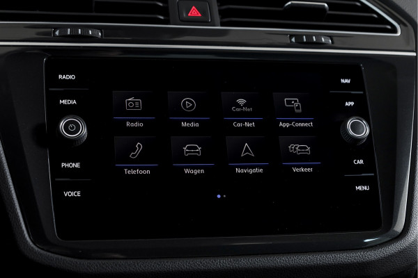 Volkswagen Tiguan 1.5 TSI ACT 150 PK Comfortline Business | Adapt. Cruise | PDC | Camera | NAV + App. Connect | ECC | Trekhaak | LM 17" |
