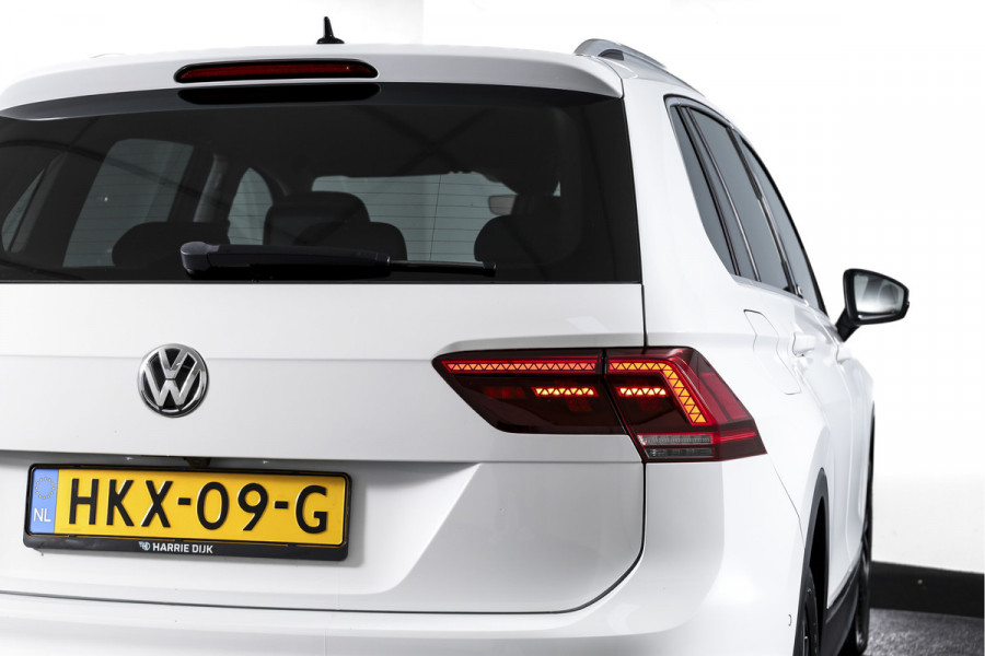 Volkswagen Tiguan 1.5 TSI ACT 150 PK Comfortline Business | Adapt. Cruise | PDC | Camera | NAV + App. Connect | ECC | Trekhaak | LM 17" |