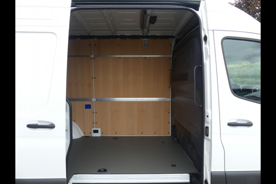Mercedes-Benz Sprinter 317 CDI L2H2 LED/Camera/PDC/Navigatie