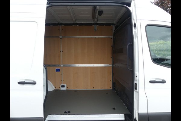 Mercedes-Benz Sprinter 317 CDI L2H2 LED/Camera/PDC/Navigatie