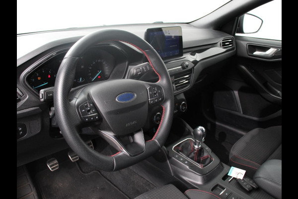 Ford Focus 1.0 EcoBoost Hybrid ST Line Business Navigatie Cruise Control Privacy Glass Parkeer sensoren