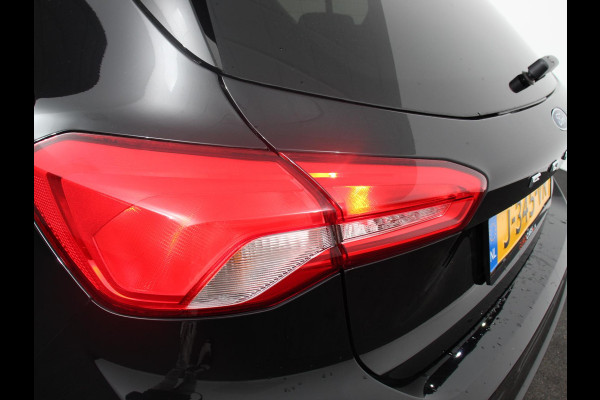 Ford Focus 1.0 EcoBoost Hybrid ST Line Business Navigatie Cruise Control Privacy Glass Parkeer sensoren