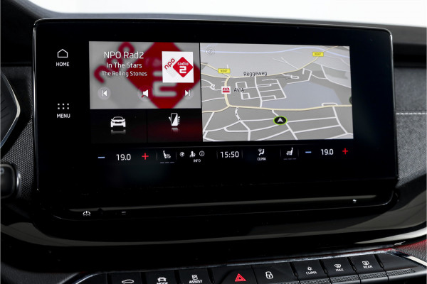 Škoda Octavia Combi 1.5 e-TSI 150 PK Sport Business - Automaat | S/K-Panodak | Elek. Klep | Adapt. Cruise | Head-Up | Stoelverw. | PDC | Camera | NAV + App. Connect | ECC | Elek. Klep | LM 18" |