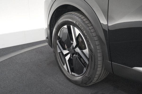 Peugeot 2008 PureTech 100 Allure | Apple Carplay | Parkeersensoren | Climate Control | Cruise Control