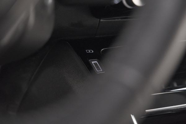 Peugeot 2008 PureTech 100 Allure | Apple Carplay | Parkeersensoren | Climate Control | Cruise Control