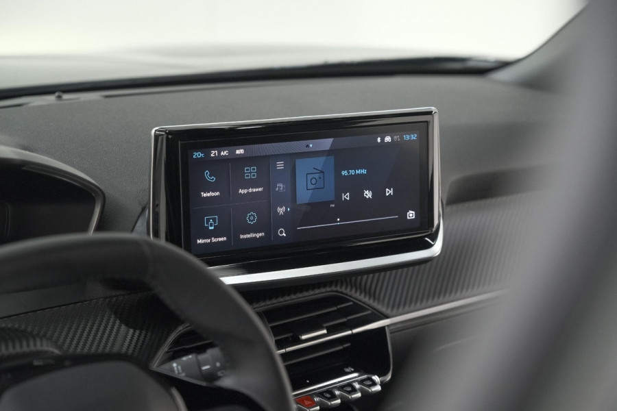Peugeot 2008 PureTech 100 Allure | Apple Carplay | Parkeersensoren | Climate Control | Cruise Control
