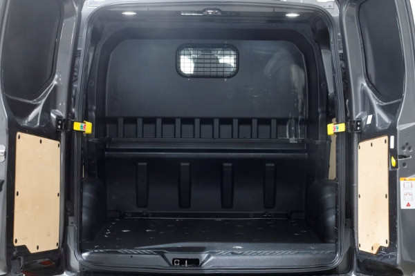 Ford Transit Custom 2.0 TDCI 130pk L1H1 D.C. Limited Navi/Camera/2x Schuifdeur 03-2022