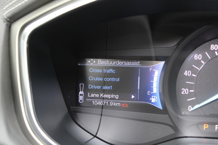 Ford Mondeo Wagon 2.0 IVCT HEV Vignale | 104.700 KM | Lederen interieur | Trekhaak | Adaptieve Cruise Control