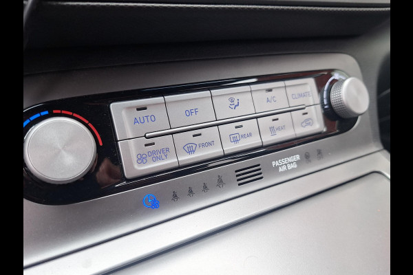 Hyundai Kona EV Premium 64 kWh | SOH: nnb | Warmtepomp | Lage km-stand | Leder | HUD | Blindspot | Full LED |
