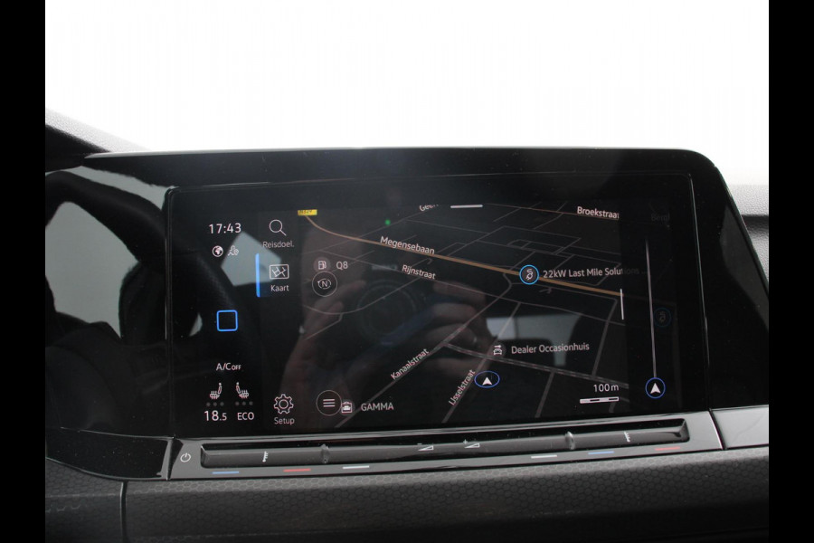 Volkswagen Golf 1.4 eHybrid GTE Automaat Climate Control Adaptieve Cruise Control Digitale Cockpit Sfeerverlichting Stuurwielverwarming Navigatie Apple Carplay/Android Stoelverwarming Achteruitkijk camera