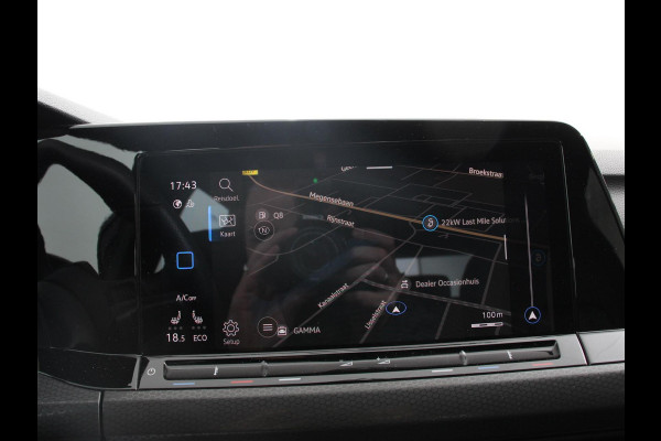 Volkswagen Golf 1.4 eHybrid GTE Automaat Climate Control Adaptieve Cruise Control Digitale Cockpit Sfeerverlichting Stuurwielverwarming Navigatie Apple Carplay/Android Stoelverwarming Achteruitkijk camera