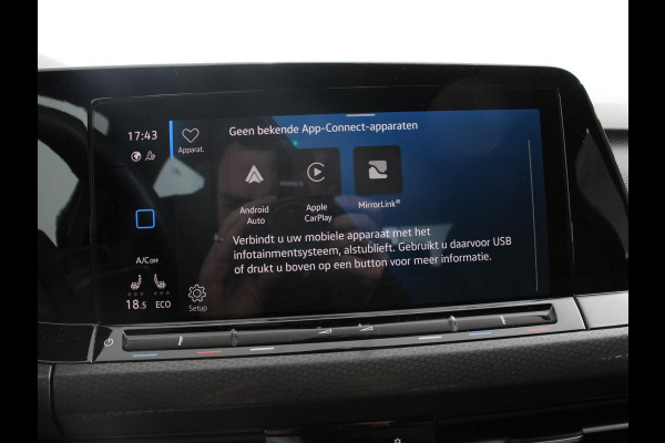 Volkswagen Golf 1.4 eHybrid GTE Automaat Climate Control Adaptieve Cruise Control Digitale Cockpit Sfeerverlichting Stuurwielverwarming Navigatie Apple Carplay/Android Stoelverwarming Achteruitkijk camera
