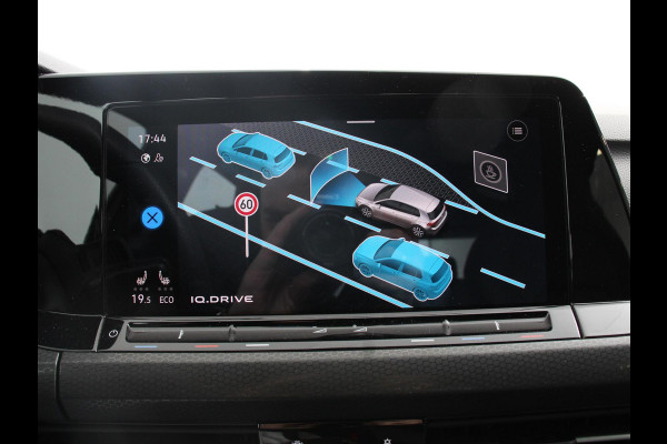 Volkswagen Golf 1.4 eHybrid GTE Automaat Climate Control Adaptieve Cruise Control Digitale Cockpit Sfeerverlichting Stuurwielverwarming Navigatie Apple Carplay/Android Stoelverwarming Achteruitkijk camera